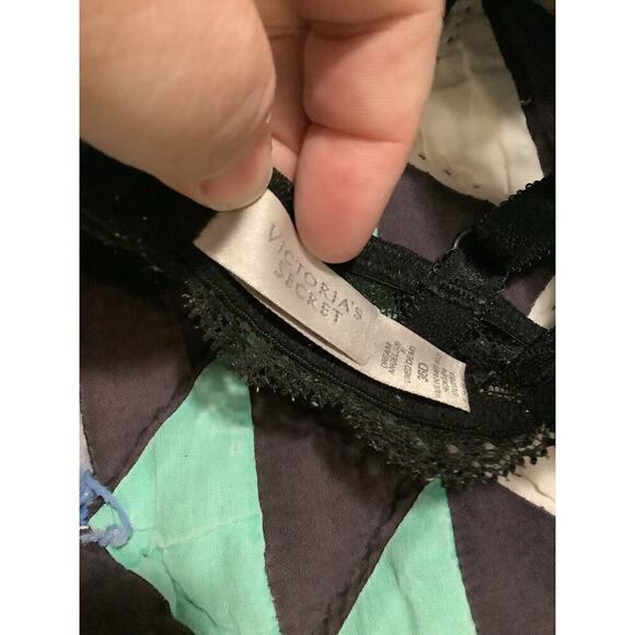 Victoria Secret Dream Angels Lined Demi 36D Black Lace - Picture 3 of 4